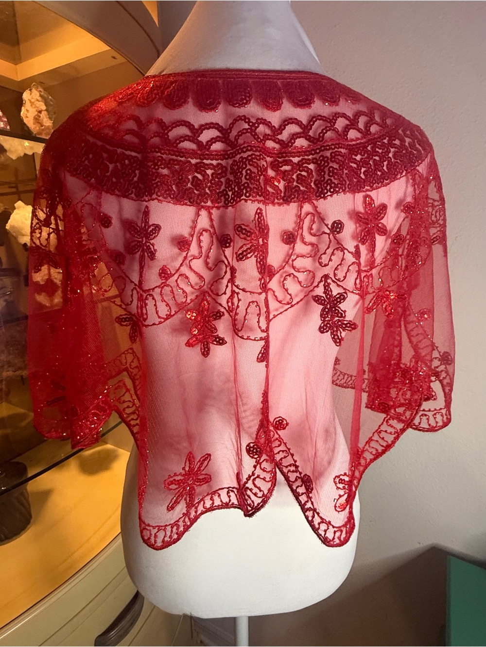 1920s Style Great Gatsby Flapper Red Beaded Sequin Mesh Capelet Shrug - Picture 6 of 7